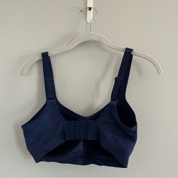 Lands End Adjustable Bra Bundle - Picture 2 of 7